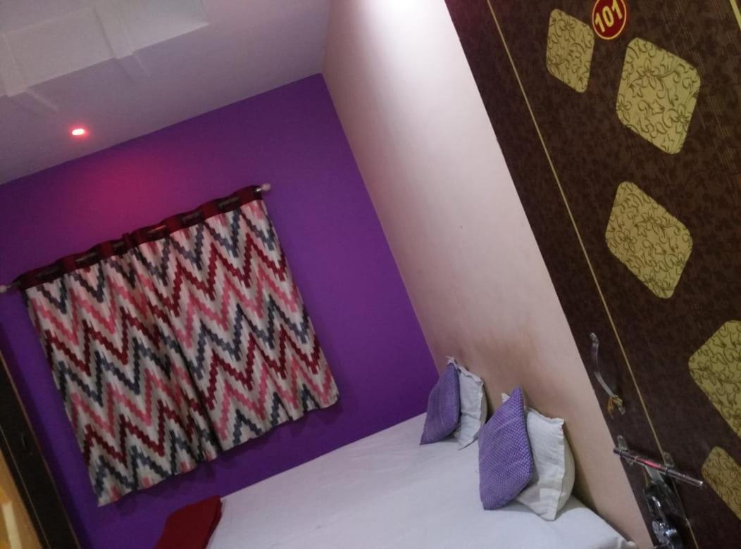 Hotel Atithi Satkar Akola 외부 사진